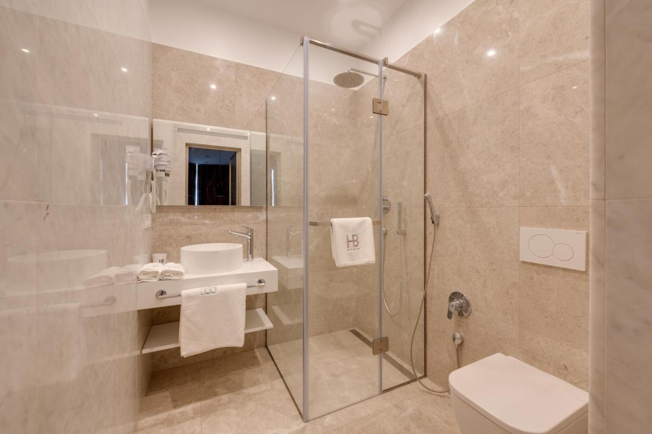 Basis Apartments - Adults Only Kyiv Exterior photo
