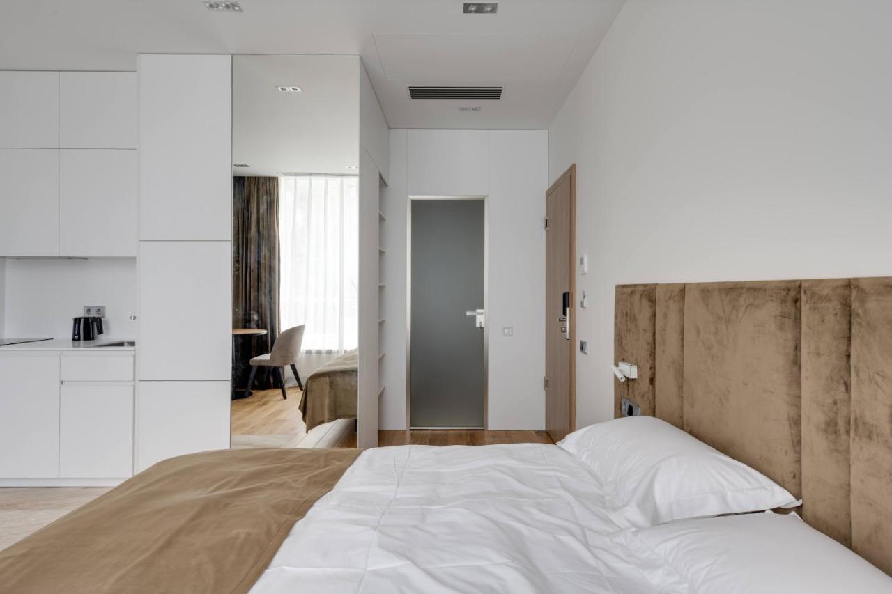Basis Apartments - Adults Only Kyiv Exterior photo